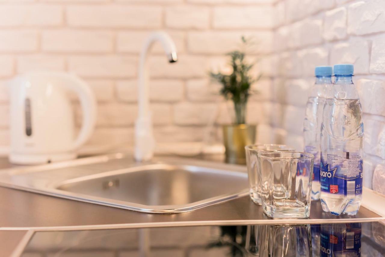 Goldeneye Apartment Center Вроцлав Екстериор снимка